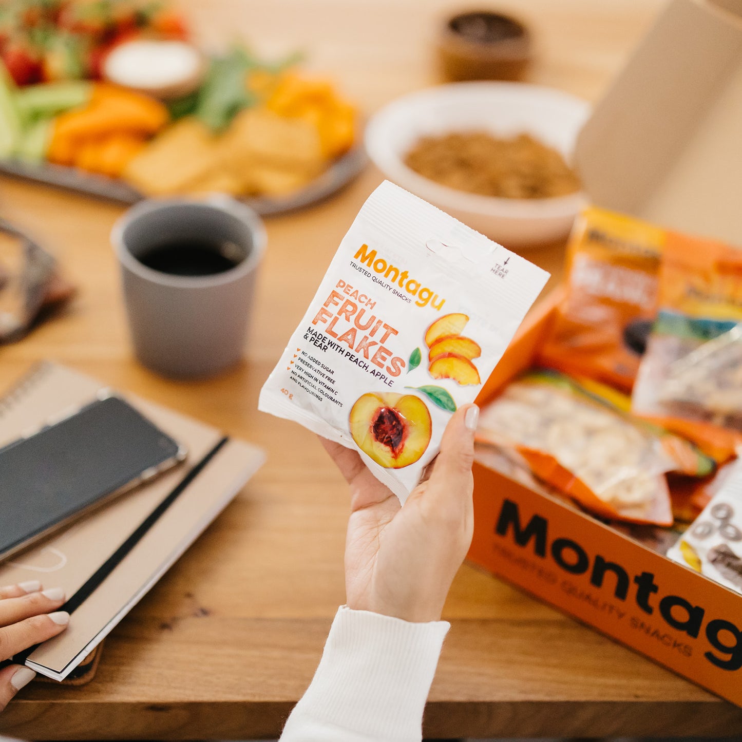 Montagu: Fruit Flakes - Peach